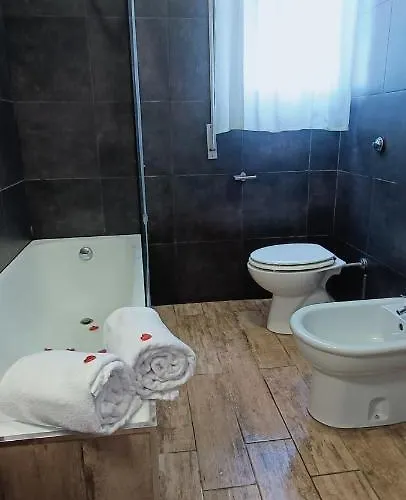 Oda ve Kahvaltı Ar 4*